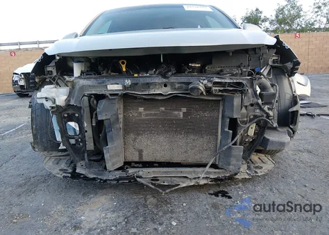 2018 Kia Rio S z USA, uszkodzony, nr VIN 3KPA24AB9JE077044